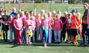 Merginų futbolo banga atsirita į Klaipėdą