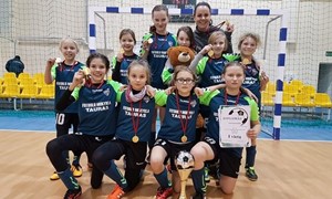 Mergaičių mažojo futbolo čempionate triumfavo Kauno SM „Tauras“