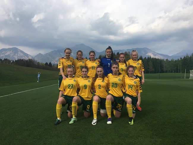 Merginų rinktinė Slovėnijoje dalyvauja kontroliniame turnyre