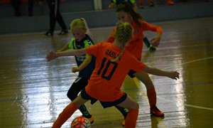 Vyksta registracija į 2018 m. mergaičių salės futbolo varžybas