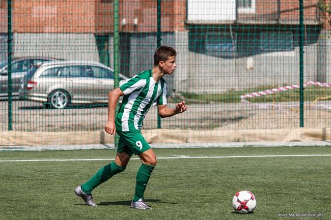 EJL U16 snaiperis M. Mikulėnas: „Matydamas kaip tėtis žaidžia futbolą, nutariau sekti jo pėdomis“