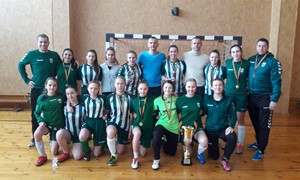 Vievyje surengtas merginų salės futbolo turnyras