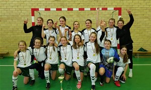 Merginų mažojo futbolo čempionato finale – žalgiriečių akistata