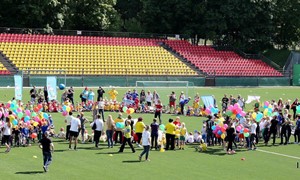 Tarptautinę vaikų gynimo dieną trys kartos paminės LFF stadione