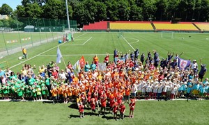 Futbolo festivalis LFF stadione įtraukė per 300 dalyvių