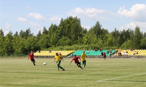 Atidarytas Anykščių miesto centrinis stadionas