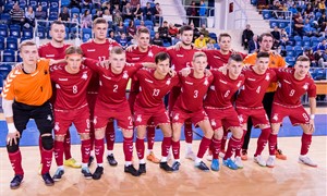 Futsal rinktinei – vertingos pamokos Slovakijoje