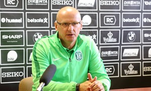 Lietuvos futbolo rinktinę treniruos V. Urbonas
