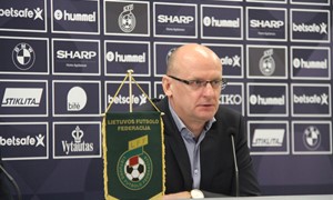 V. Urbonas: „Pasirinkti futbolininkai – pilnai tenkina“