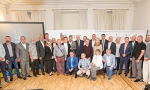 Ukrainos ambasadoje prisiminta abiejų šalių futbolo istorija