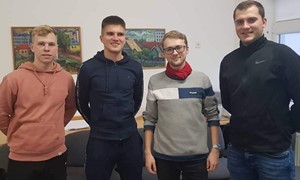 SHARP Elitinės jaunių lygos futbolininkai pasuko trenerių keliu