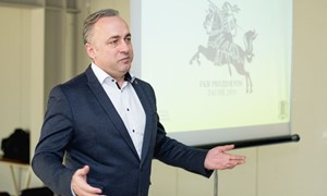 J. Nevoina: „Linkiu didžiausios sėkmės klubams per likusias rungtynes Europoje“