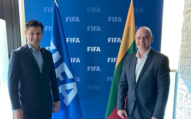 T. Danilevičius po susitikimo su G. Infantino: „Džiaugiamės FIFA palaikymu ir pagalba“