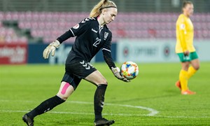 Šalies čempionių vartus gynusi 17-etė M. Šeškutė: „Futbolas man yra viso gyvenimo dalis“
