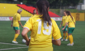 Futbolui neabejingos moterys kviečiamos išbandyti jėgas 2022 m. Regioninėje lygoje