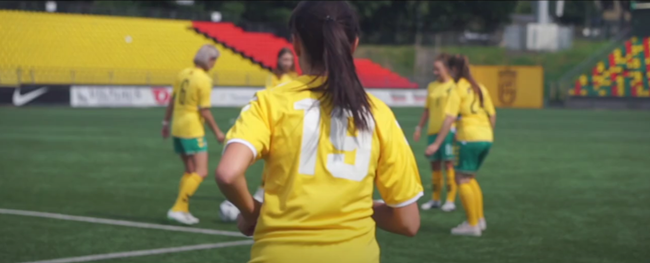 Futbolui neabejingos moterys kviečiamos išbandyti jėgas 2022 m. Regioninėje lygoje