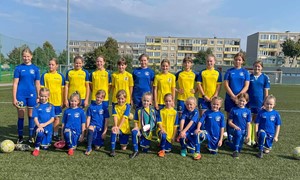 Mergaičių futbolo čempionato rungtynės praūžė Gargžduose ir Vilniuje
