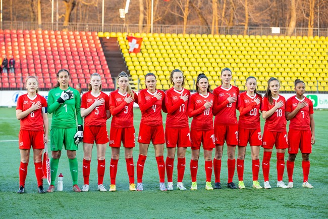 Vilniuje vykstančio merginų U-17 atrankos turnyro pirmą vietą užsitikrino šveicarės