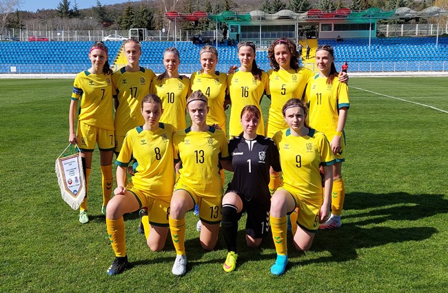 Merginų iki 16 metų rinktinė turnyrą Bulgarijoje pradėjo nesėkme