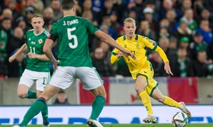 Lietuvos rinktinės futbolininkas J. Lasickas keliasi rungtyniauti į Slovėniją