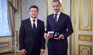 Ukrainos prezidentas V. Zelenskis bendravo su UEFA vadovu A. Čeferinu