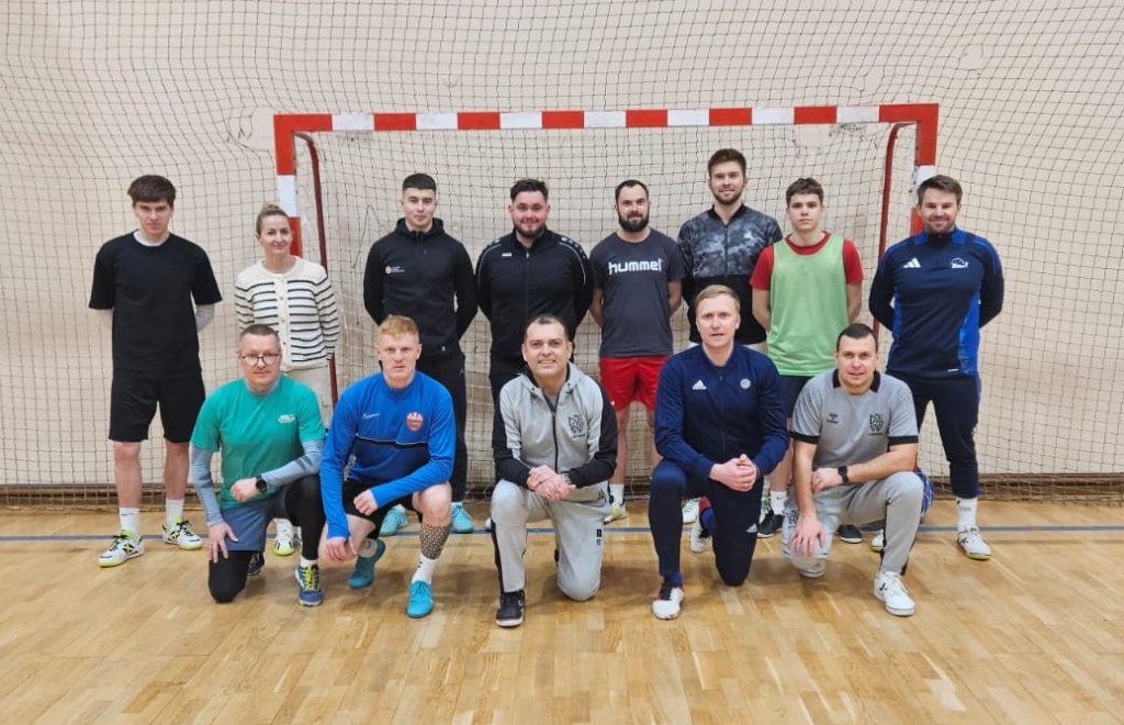 Futsal trenerių mokymuose patirtimi dalinosi Lietuvos futsal rinktinės treneriai